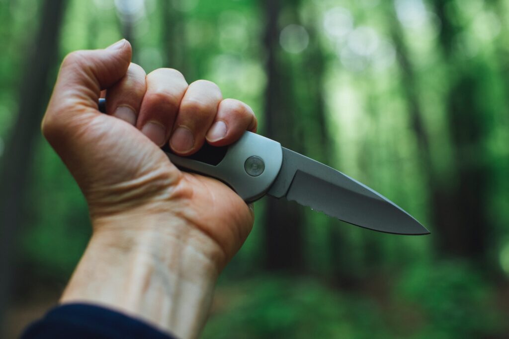 budget survival knife