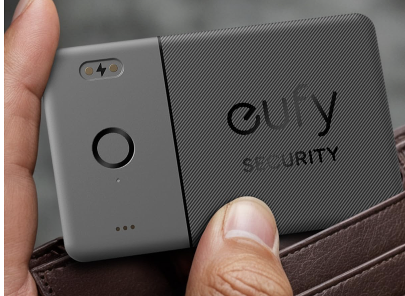 7 EDC Tools That Can Fit In Your Wallet 3
