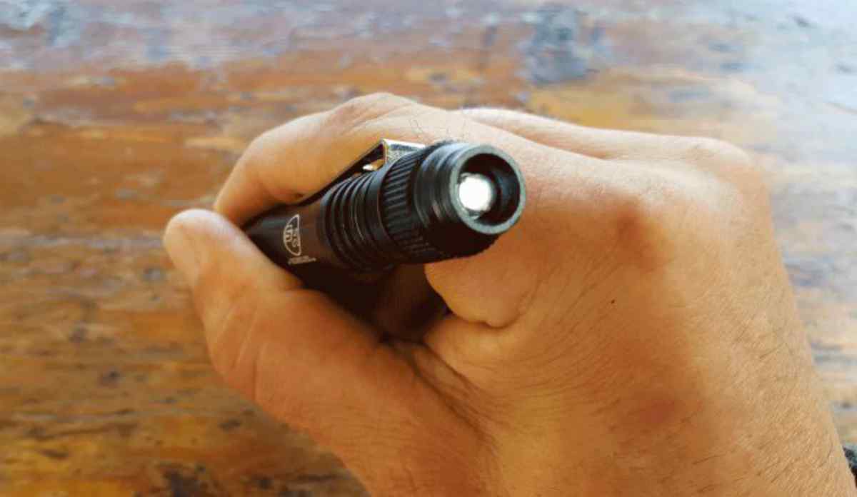 5 extra Tactical Pens 1