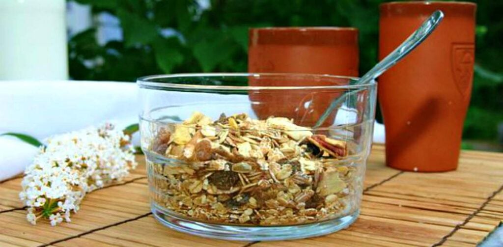 Home Remedies For Cold And Flu | 25 Surprisingly Simple Natural Relief Home Remedies for Cold and Flu