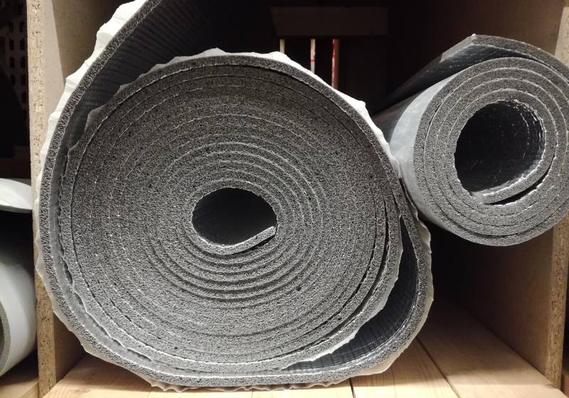 polyethylene insulation isolation foam aluminum foil winter survival gear ss 1