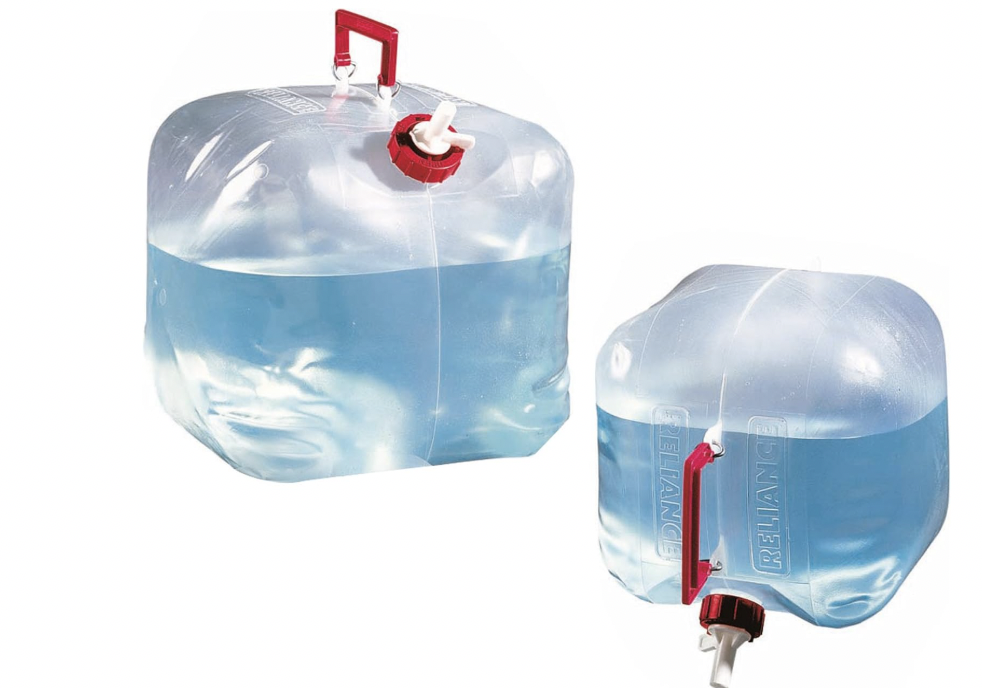 The Best Collapsible Water Containers for Small Spaces, Bug-Outs, and Emergency Kits collapsible water containers 2026
